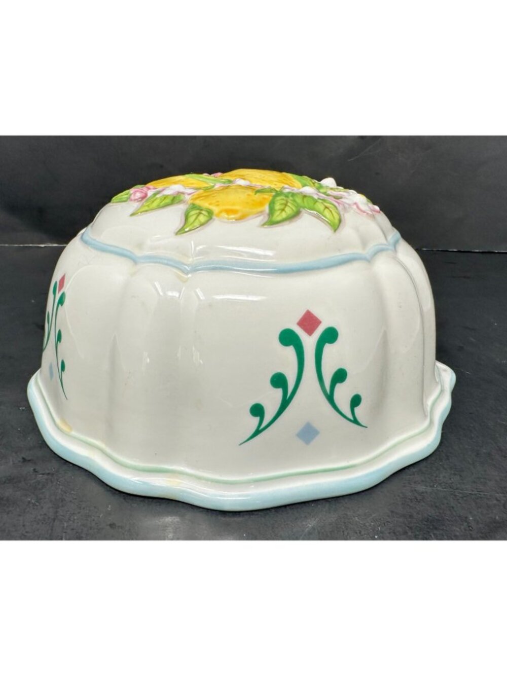 LE CORDON BLEU LEMONS Porcelain Mould Wall Decor Kitchen Home Franklin Mint - Picture 3 of 7
